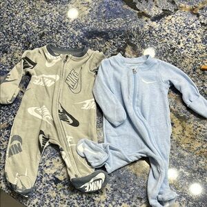 Nike Kids One Piece Set - Gray and Blue Lot of 2 Newborn with mittens
